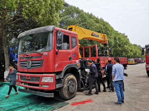 前四后八14噸隨車(chē)吊 廠(chǎng)家直供，價(jià)格優(yōu)惠，支持分期付款